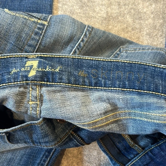 7 for all Mankind, The Skinny.  Size 27. - Picture 13 of 13